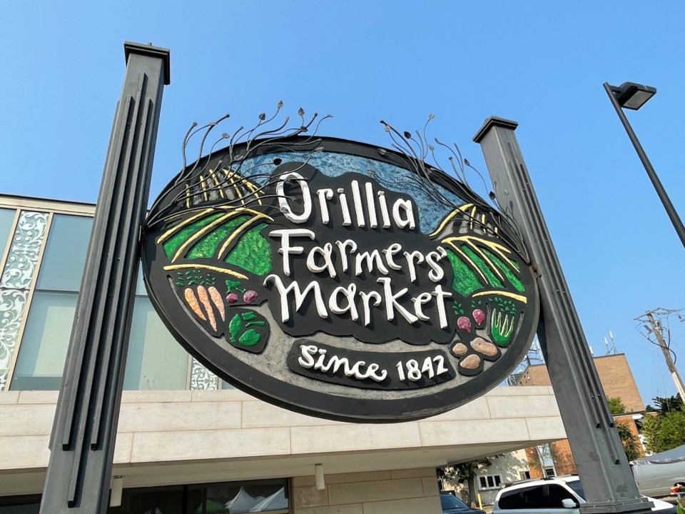 Orillia Farmers' Market sign 