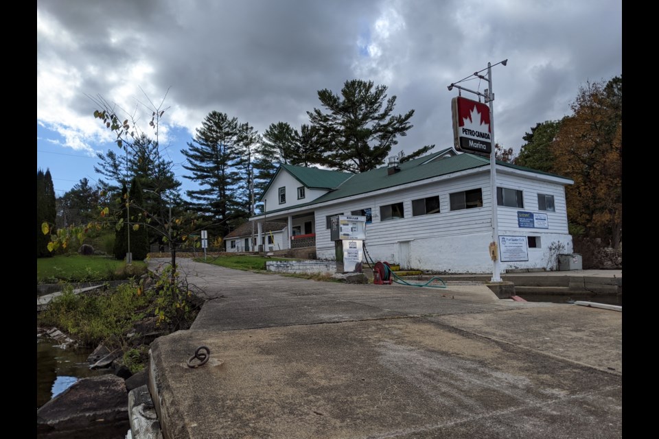 The old Stanton Brothers Convenience Store and Snack Bar, before the fire. Matt Thomson photo