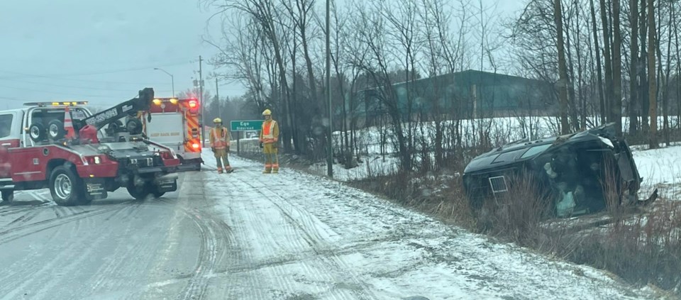 2023-03-25-car-crash-on-hwy-11