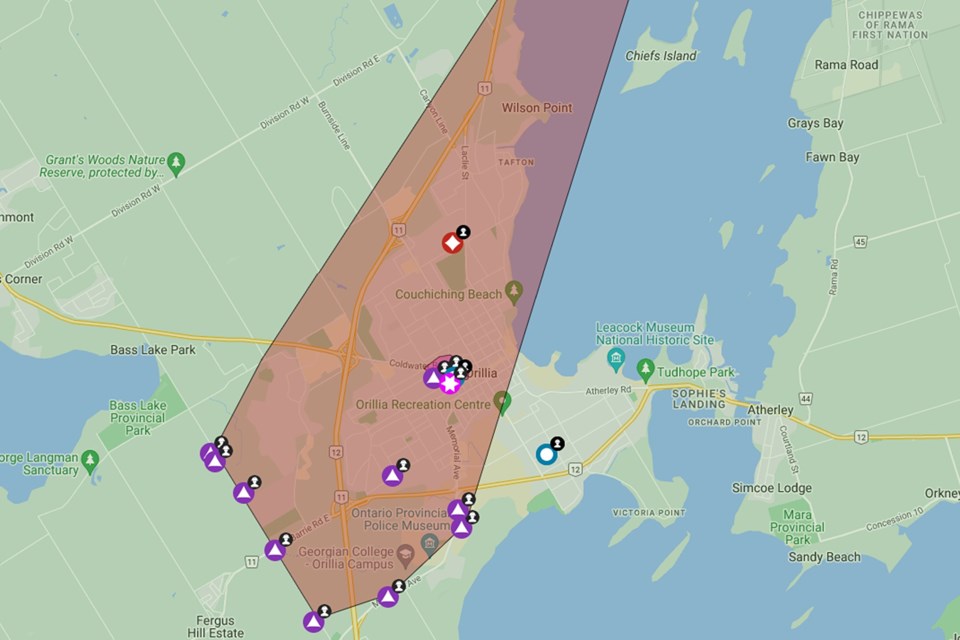 Map showing 7,099 customers without power as of 10 p.m. Wednesday