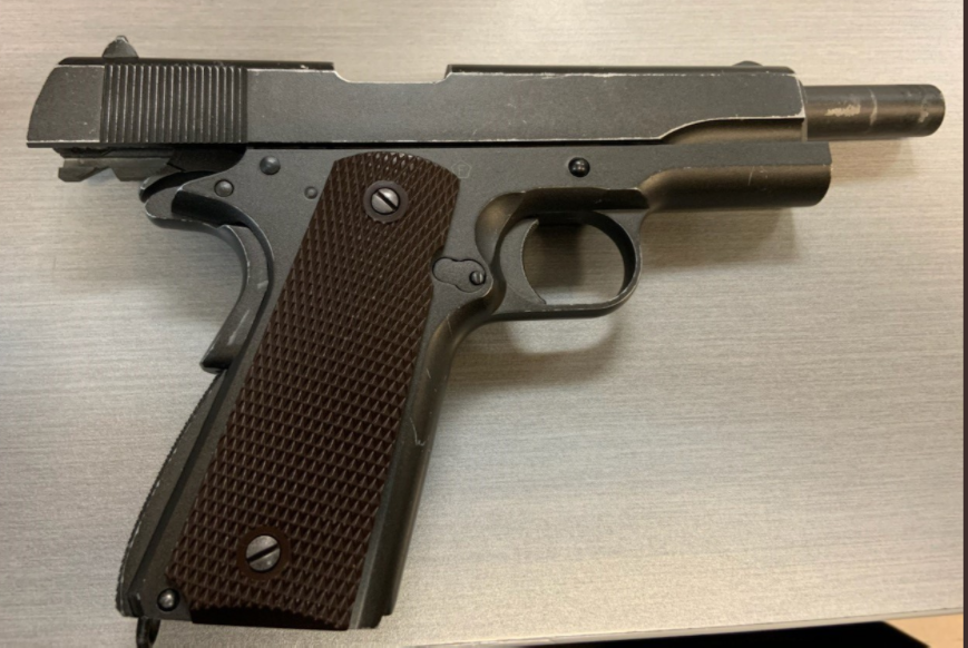 Gun seized by Orillia opp at traffic stop april 2020