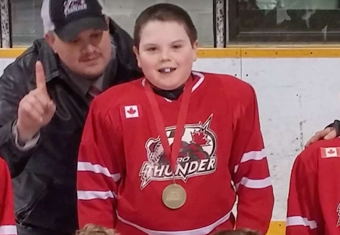 VIDEO: Oro-Medonte hockey player earns Dairy Farmers of Ontario Bursary ...