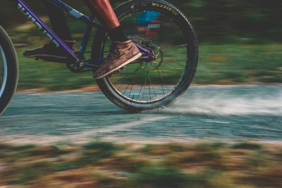 20240531-cycling-pexels-darcy-lawrey