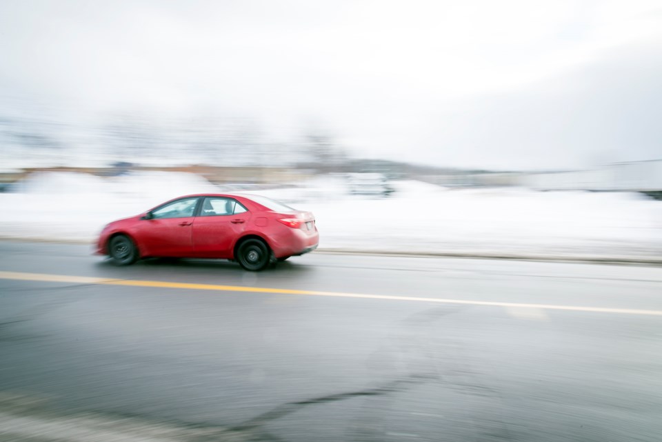 2020-01-17 speeding car winter DD1