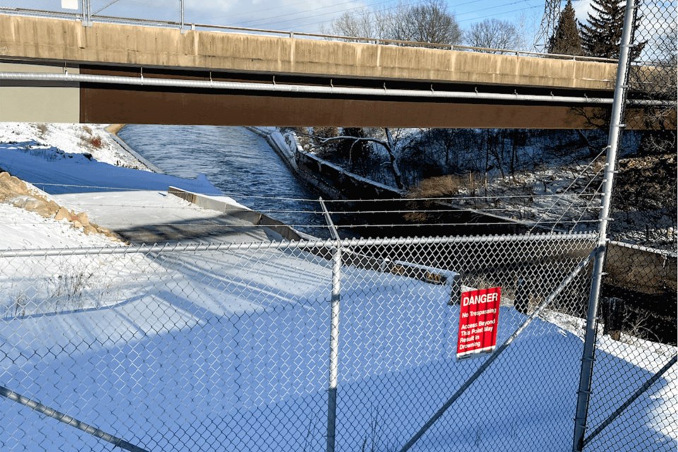 ontario-hydrop-canal-that-plant-discharges-into-copy