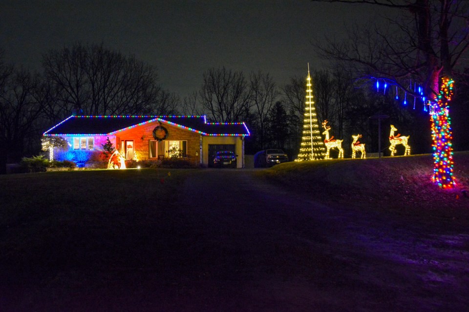 2761 Effingham St., winner in the Traditional Display category.