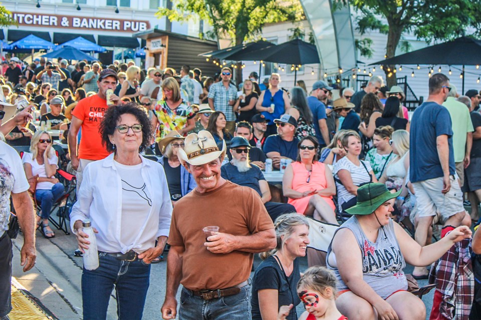 Large crowds at Summerfest have led to issues with things such as parking during Summerfest. The large amount of traffic also makes it difficult for residents to leave their homes to run errands.