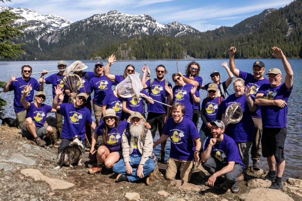 2024-bioblitz-group-shot-fun-p6089264-from-lr-from-lr