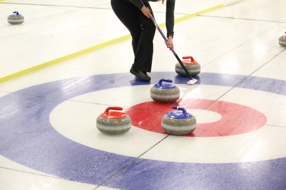 curling-club-letter