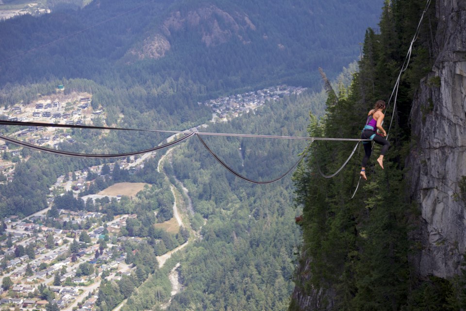 Pique reporter Liz McDonald during a highlining gathering at the Stawamus Chief.