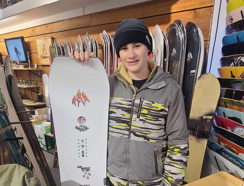 ryder_missing-snowboard