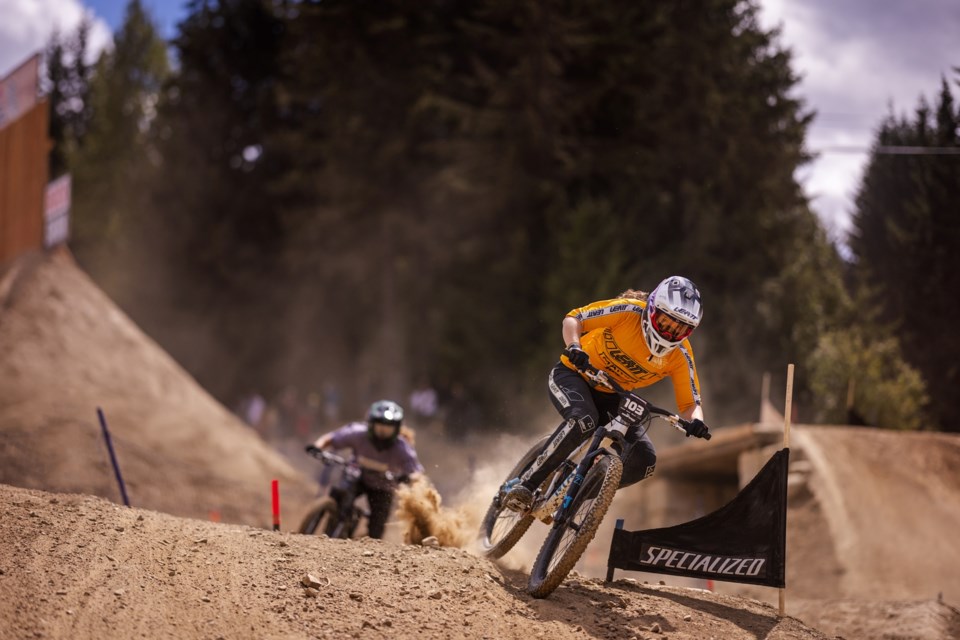 Martha Gill (right) leaves an opponent in her dust at the 2024 Whistler Dual Slalom.