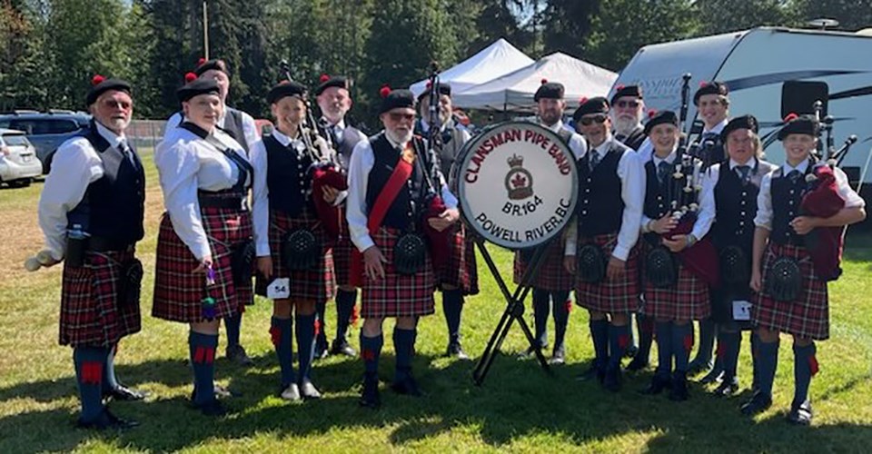 2945_clansman_pipe_band