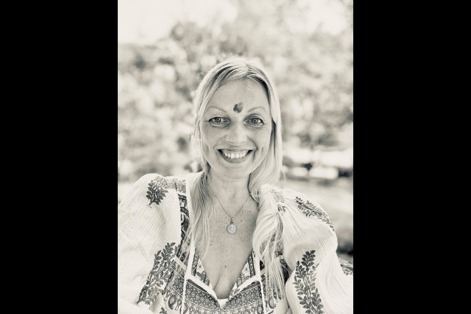 Christina Erl is a qathet region writer, Himalayan Kriya Yoga teacher and vedic astrologer.