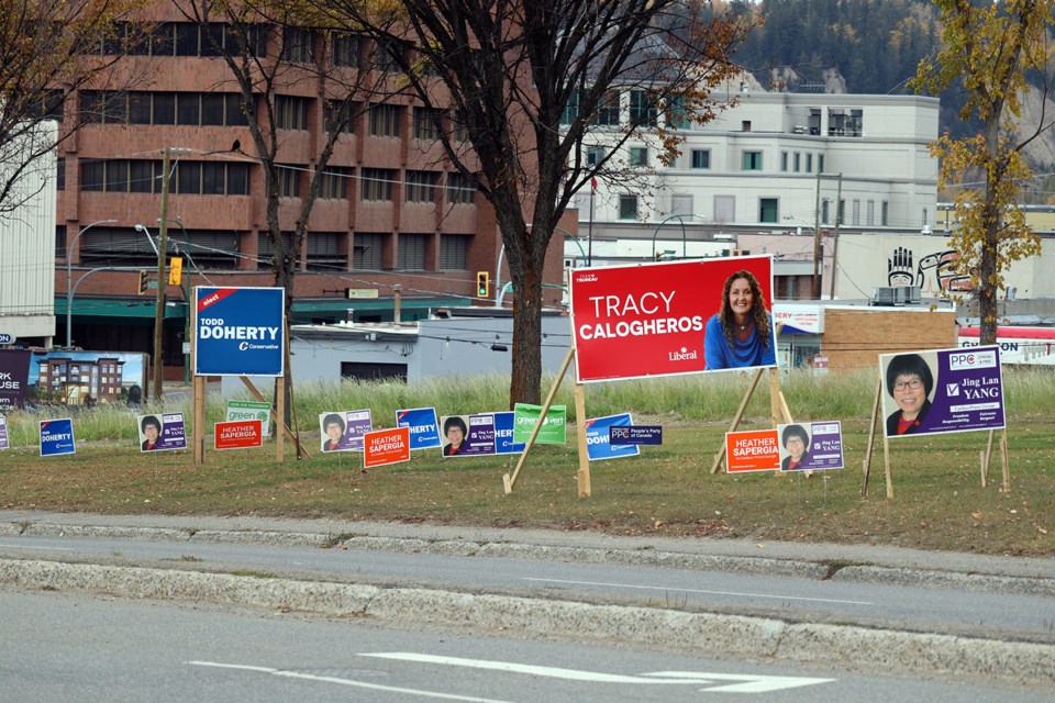 Federal Election 2019 Prince George signs 3