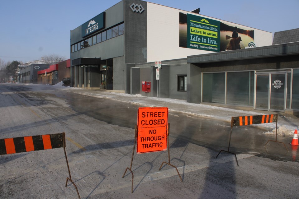 Watermain break closes Sixth Avenue in downtown Prince George