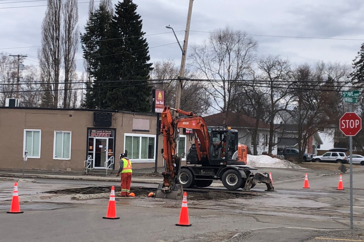 Water Main Break Closes Traffic On Fifth Avenue In Prince George ...