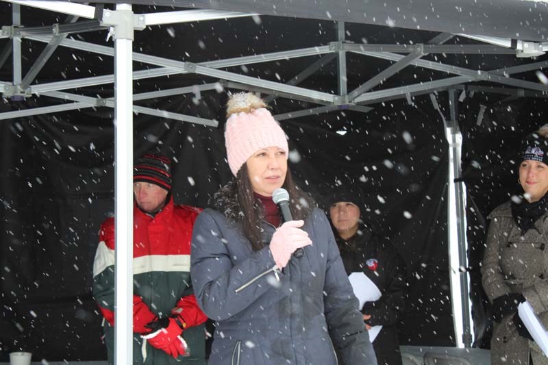 Lheidli T'enneh Chief Dolleen Logan welcomes everyone to the traditional territory. 