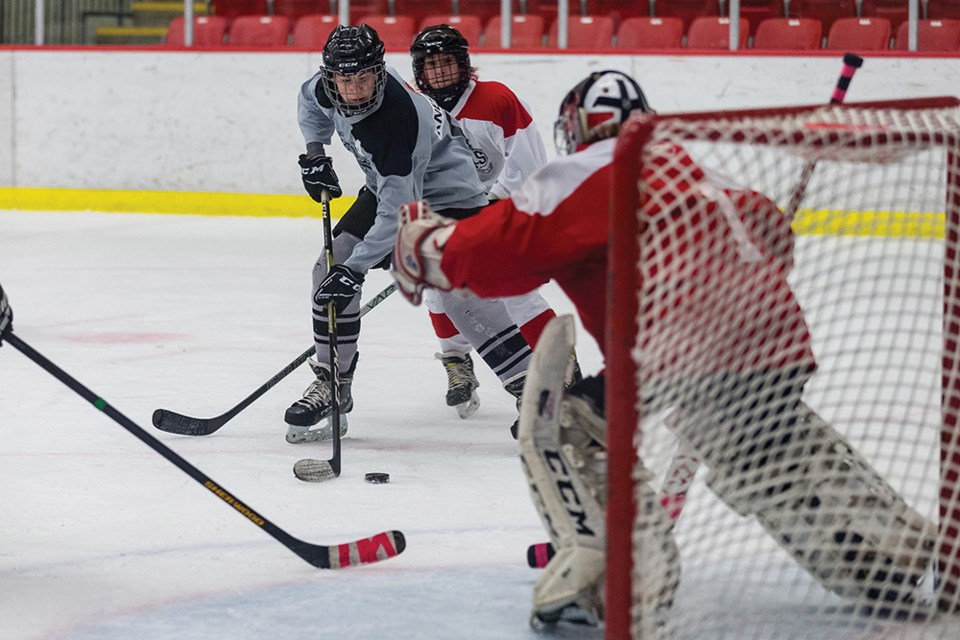 Citizen Photo by James Doyle. The U15 Tier 2 Grey Rhinos took on the U15 Tier 2 White Capitals on Sunday morning in Kin 1 in PGMHA playoff action.