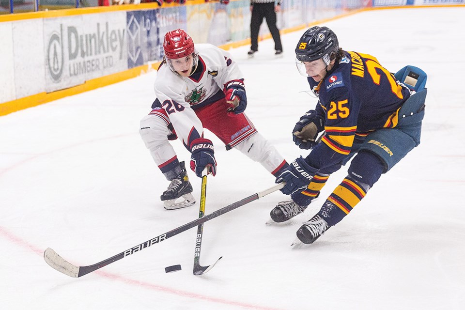 Spruce Kings vs Vernon Vipers 90's Night Jan 28/22 4