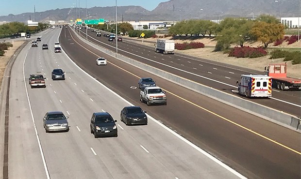 The Arizona Department of Transportation, in partnership with the Town of Gilbert, is making progress on the new full diamond interchange on the Loop 202 Santan Freeway at Lindsay Road in Gilbert. 