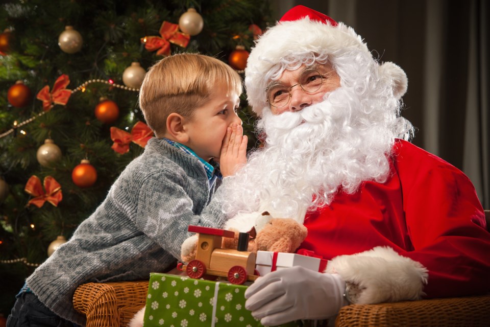 Santa Claus AdobeStock_96602376