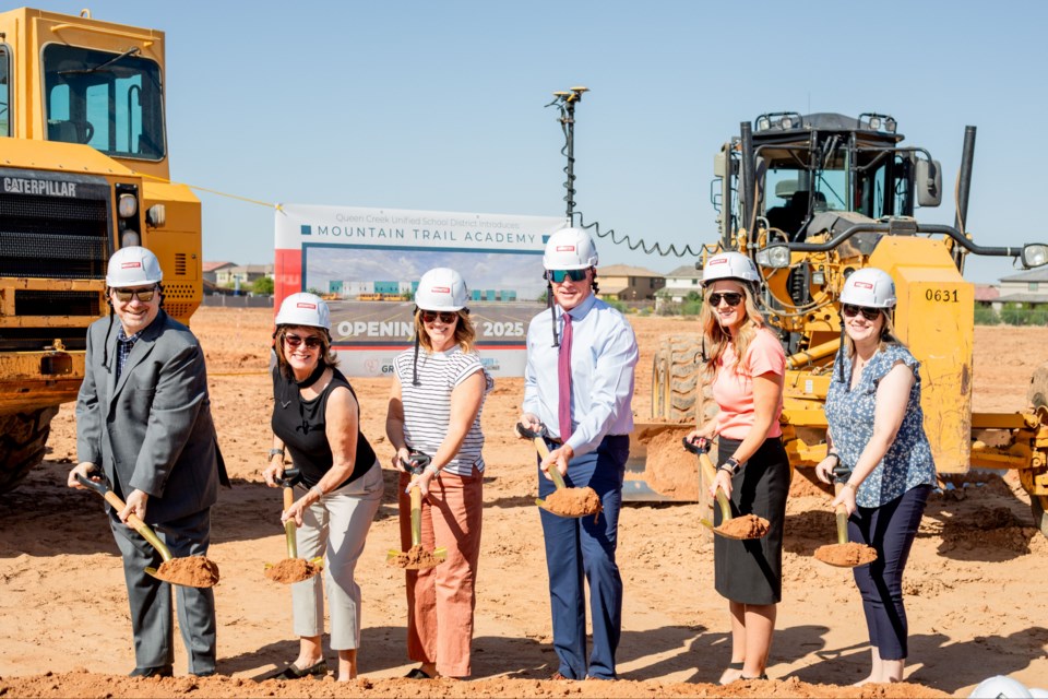 Queen Creek Unified School District (QCUSD) recently broke ground on Mountain Trail Academy at the intersection of East Galveston Street and South Mountain Road in east Mesa. This new campus will serve kindergarten through sixth grade students starting in July 2025. Designed by SPS+ Architects and constructed by McCarthy Building Companies Inc., Mountain Trail Academy will be QCUSD’s 10th elementary school.