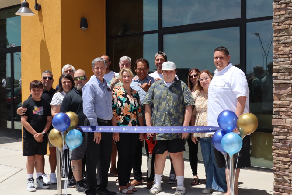 On May 24, 2024, Seven Brothers Burgers celebrated its one-year anniversary of serving the community with a Queen Creek Chamber of Commerce ribbon cutting, which included local owner Brad Crider and his family, along with the founder and family of Seven Brothers Burgers.