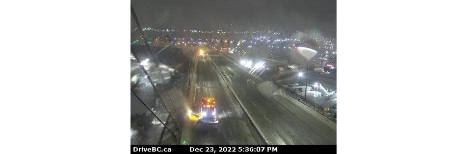 Alex Fraser Bridge remains closed with no estimated reopening time.