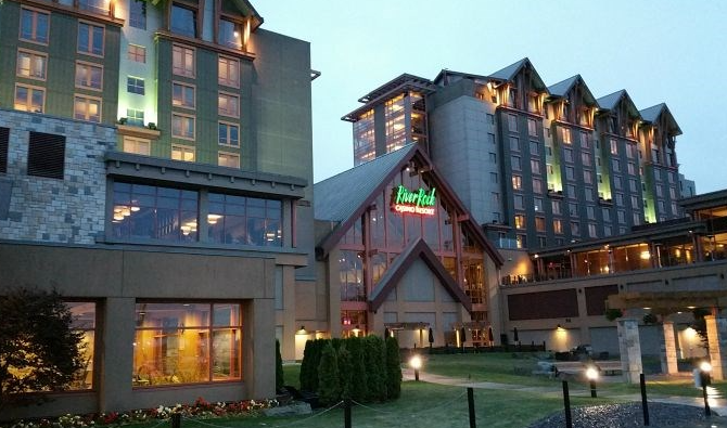 river rock casino hotel capacity