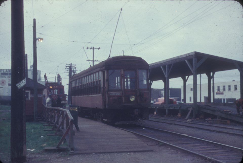 28memory lane (steveston tram