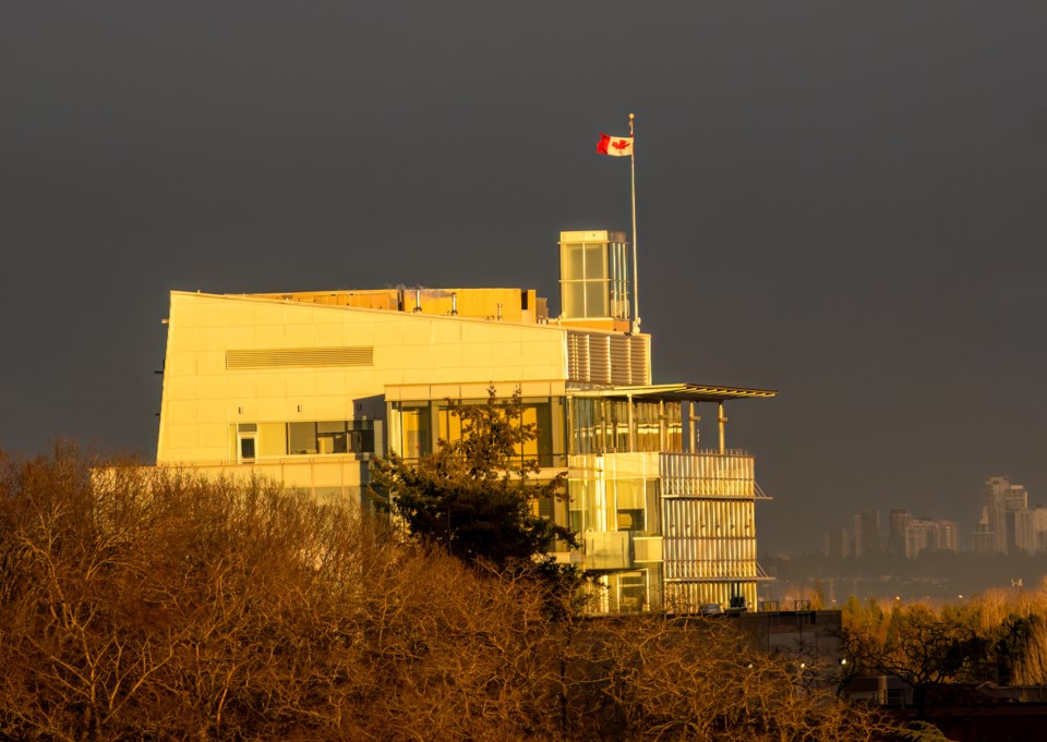 caroline-sayson-richmond-city-hall-sunset