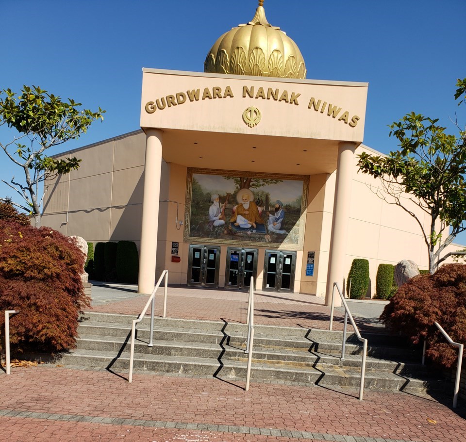 gurdwara-nanak-niwas-richmond-2