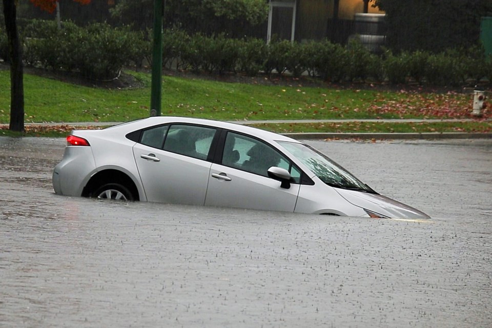 BC atmospheric river: Widespread flooding in Lower Mainland - Richmond News