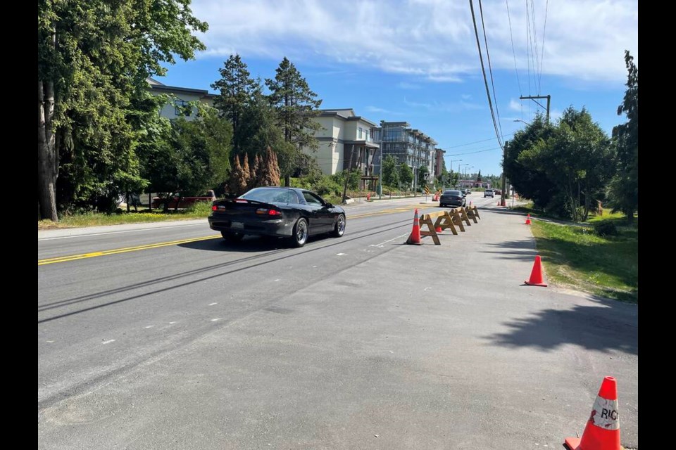 A new bike and pedestrian lane is on its way to completion in Hamilton. Photo by: Valerie Leung 