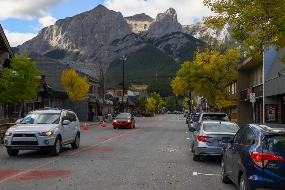 20200924 Canmore Main Street 0006