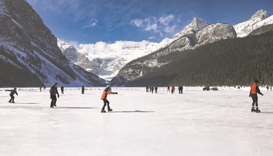 20230309-frozne-lake-louise-jh-0003