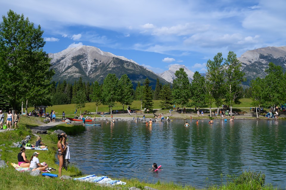 People flock to Quarry Lake in Canmore under record-setting temperatures on July 8. RMO FILE PHOTO