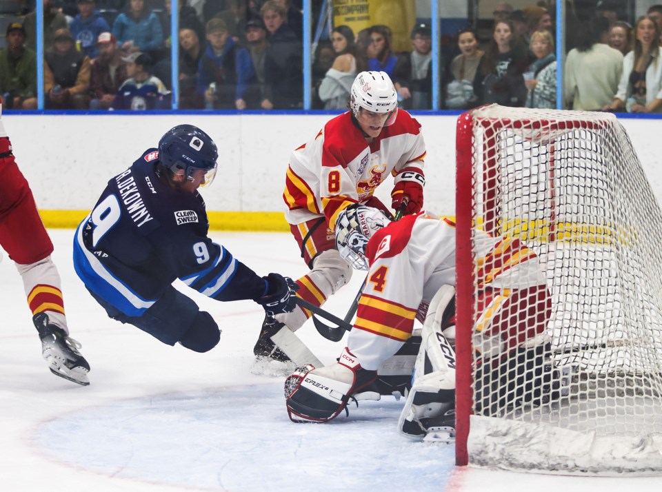 20240913-canmore-eagles-vs-calgary-canucks-home-opener-jh-0004