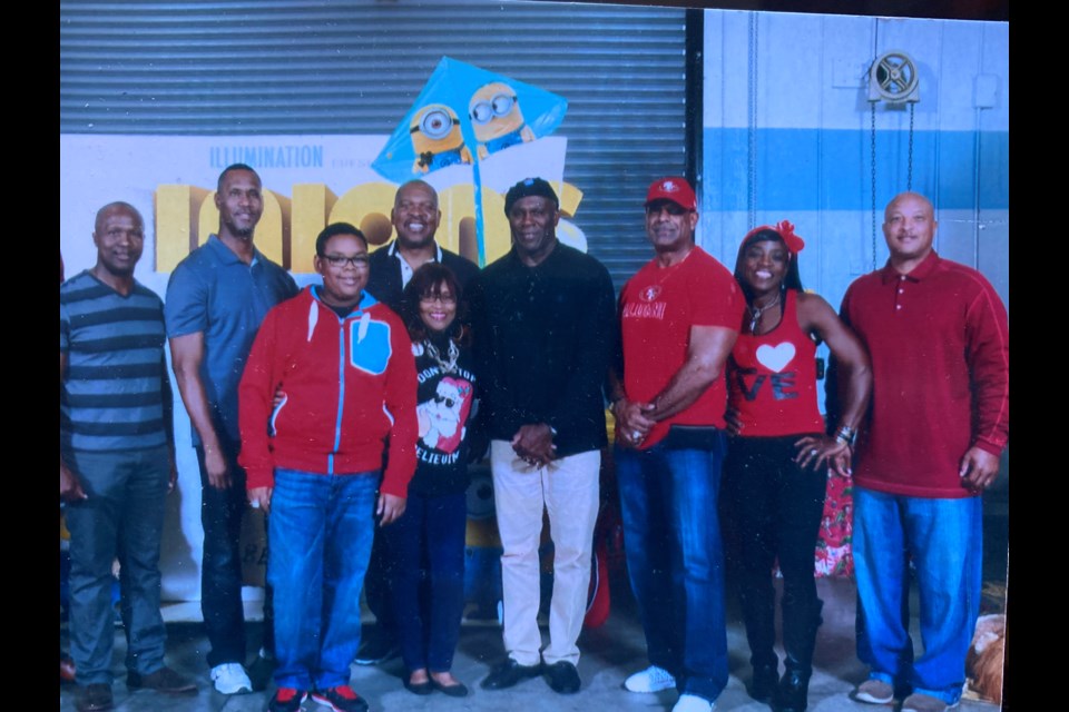 Shop With a Jock: San Francisco 49ers give kids a holiday treat