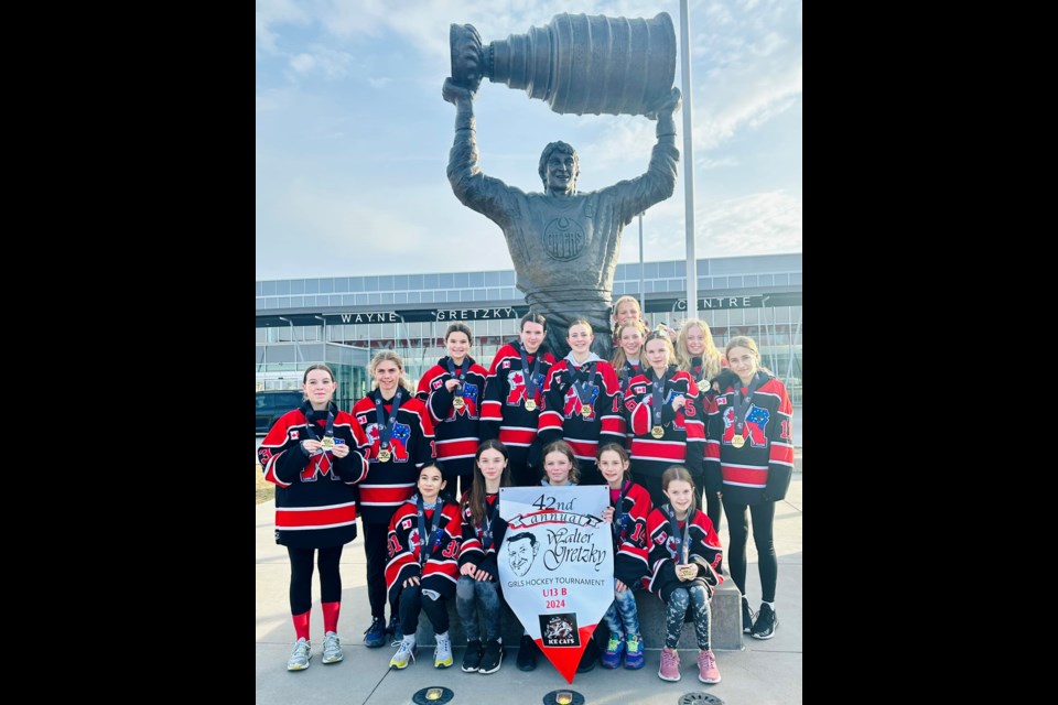 The Mooretown Lady Flags U13 ‘B’ team won gold at the 42nd Annual Walter Gretzky Tournament held in Brantford Feb. 23-25.
Pictured are: (back row, from left) Olivia Cotterill, Kallee Elliott, Cleo Halkett, Avery Jeffrey, Harper Vandenheuvel, Abby Welsh, Julie Feddes, Irelynn Shaw, Heidi Goodearle, Julia Gardner.
Front row (from left): Kenzie Maoirat, Hannah Stewart, Claire Odrcich, Harlie Lajoie, Kiley Zavitz.
Coaching staff includes: Mark McCabe, Aynsley Harrison, Mike Gardner, Kayden Laporte-Hayes, Steve Vandenheuval, Jessica Shaw.