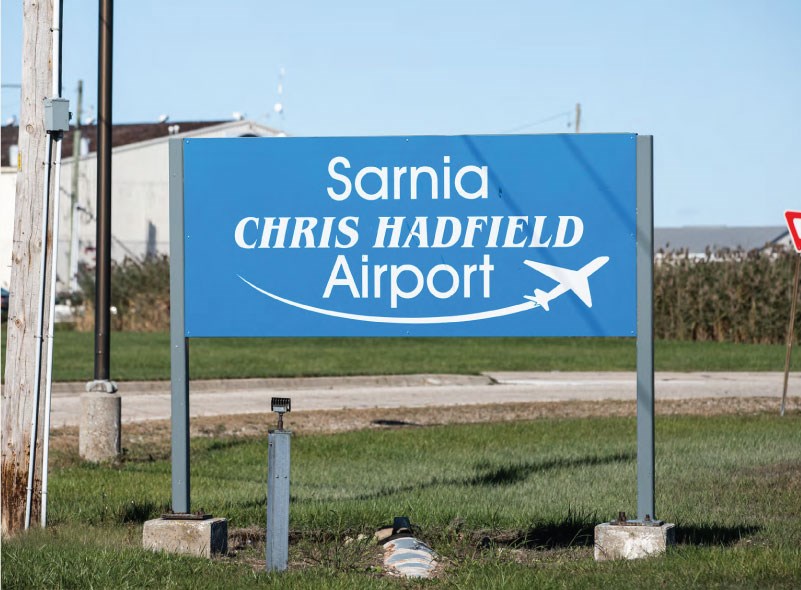 61d3d8bbd5e0db435c072c73_sarnia-chris-hadfield-airport