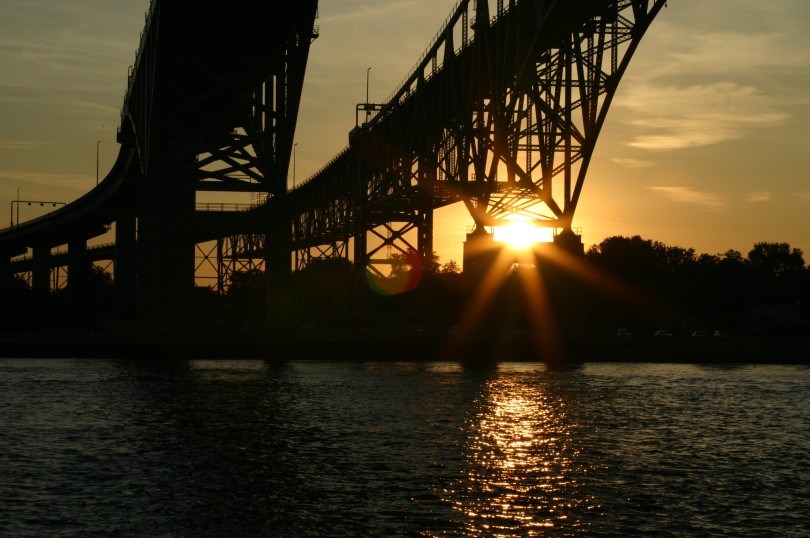 bluewater_bridge_sunset