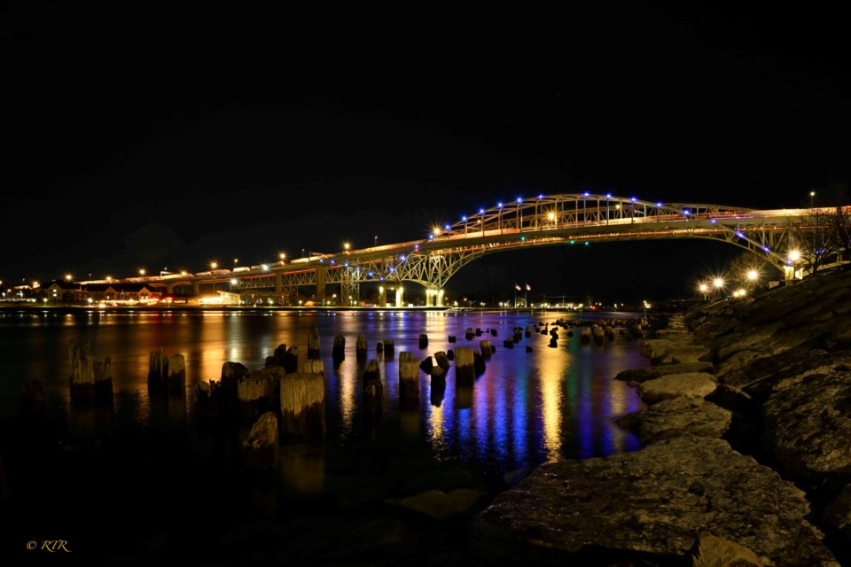 Bluewater Bridges at night