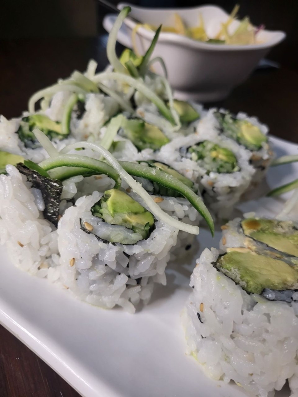 avocado-cucumber-roll