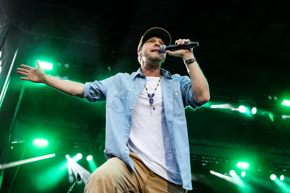 gavindegraw-1