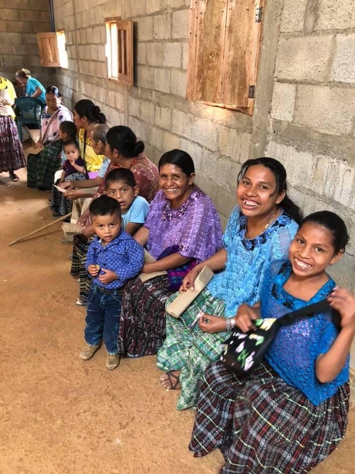 women-receiving-their-kits-from-sew4theflow