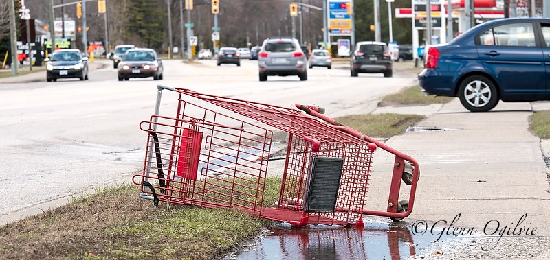 A cart abandoned on London Road, near Murphy Road. Glenn Ogilvie