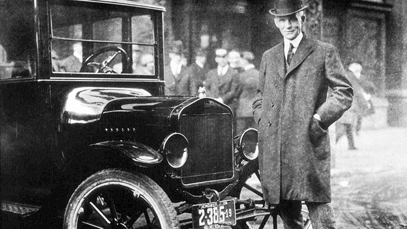 Henry Ford goes shopping in downtown Sarnia - The Sarnia Journal