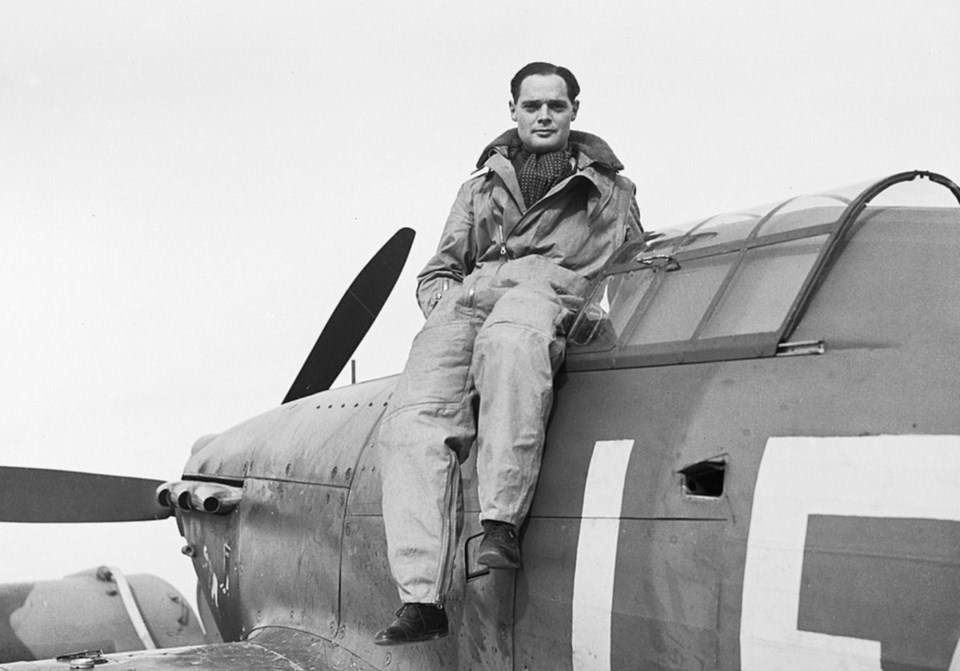 1024px-Squadron_Leader_Douglas_Bader,_CO_of_No._242_Squadron,_seated_on_his_Hawker_Hurricane_at_Duxford,_September_1940._CH1406